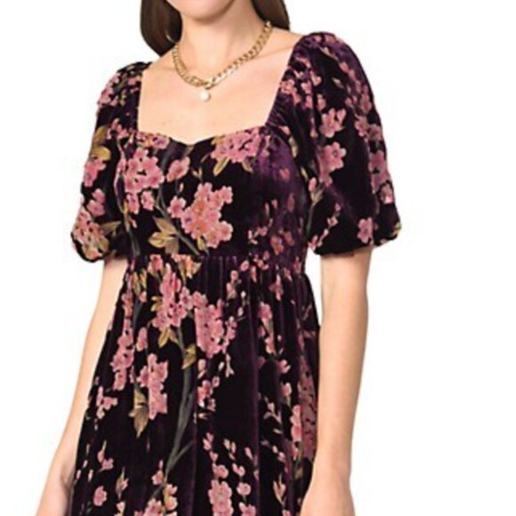 Floral Puff-Sleeve Midi Dress - Adelyn Rae - Picture 7 of 9